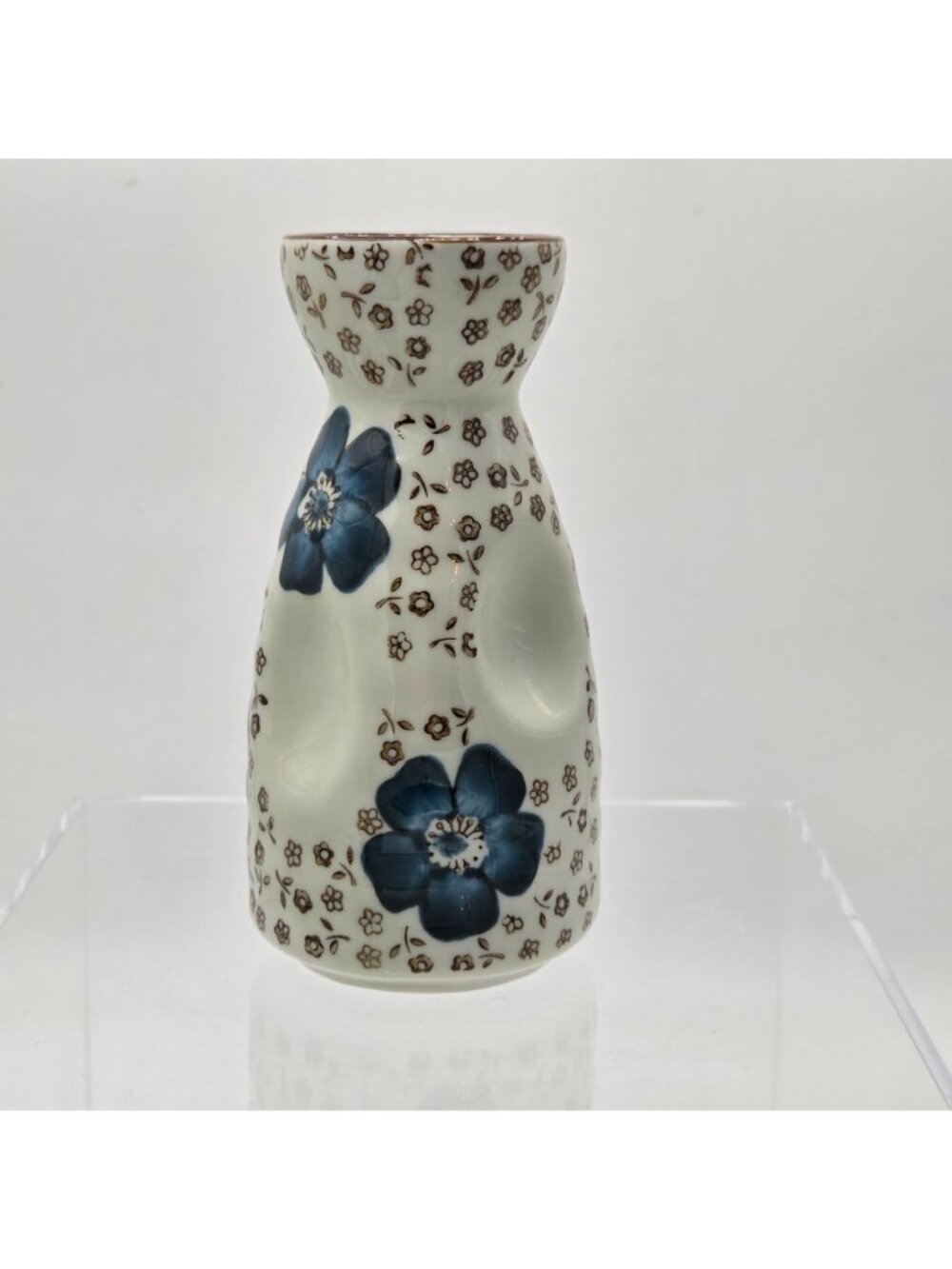 Japanese Import 7 Piece Sake Set Carafe 2 Sake Cup 2 Side Bowls 2 Chopstick Rest - Picture 3 of 10